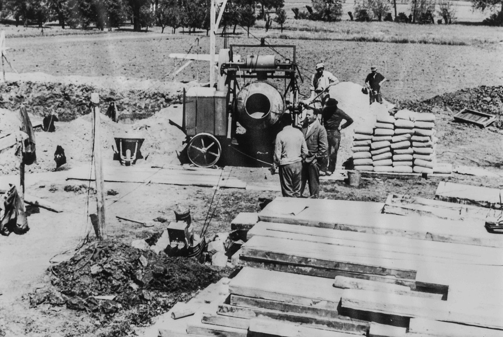 Historisches Baustellenfoto aus den Anfangsjahren