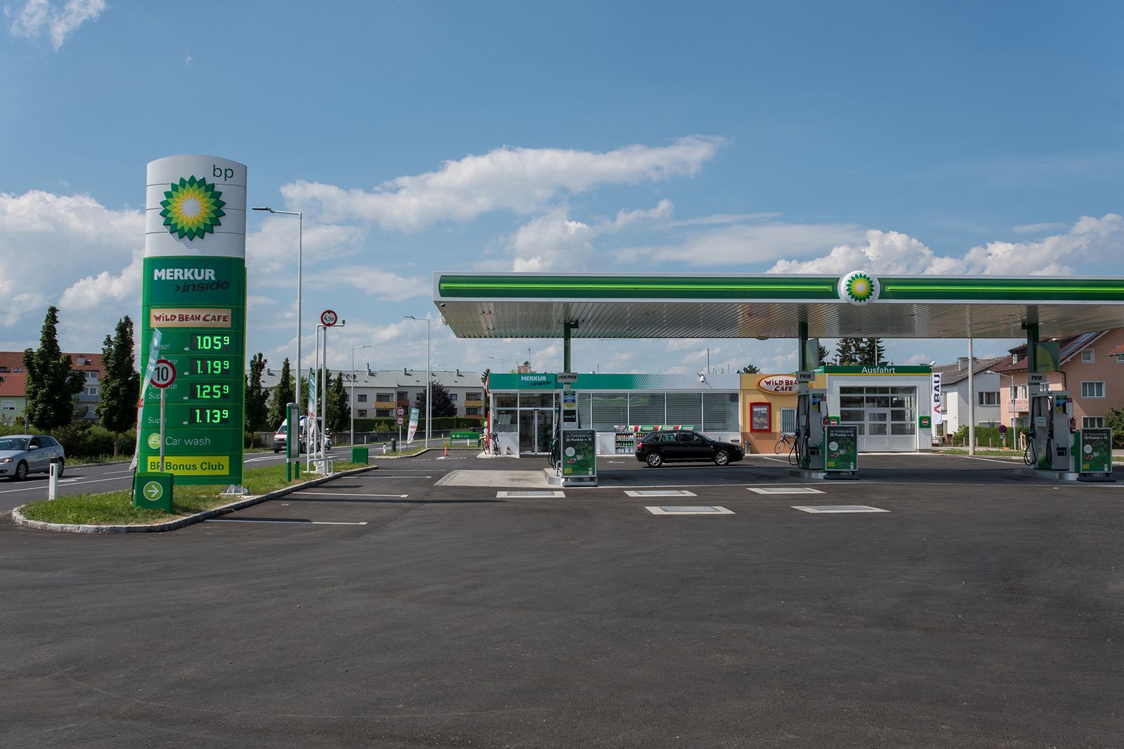 Neue bp-Tankstelle